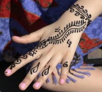 6 - henna