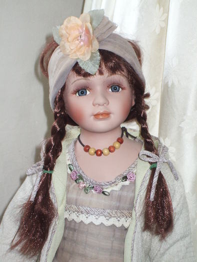 Sissy - Papusi din portelan