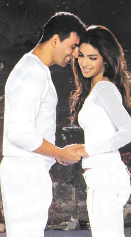 Akki&Priyanka