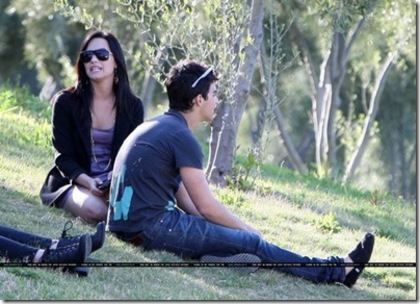 demi lovato si joe jons - joe jonas si demi  lovato