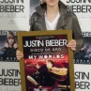 justin_bieber_madrid-fani3-97x97