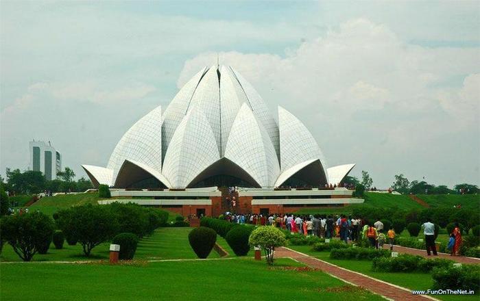 lotus-temple-delhi - date si poze despre INDIA