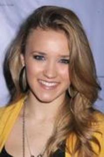 Emily Osmet - Fani Emily Osmet
