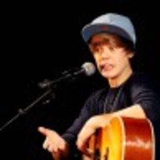 justin-bieber-con-cert-14-97x97 - Justin Bieber  concert la turnul Eiffel