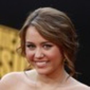 miley-cyrus-195968l-thumbnail_gallery - poze miley cyrus