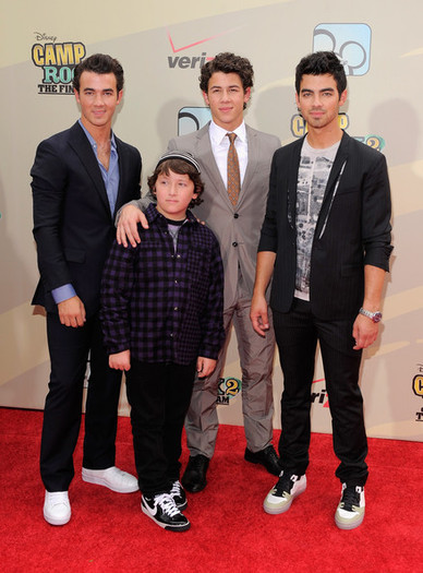 Joe+Jonas+Camp+Rock+2+Final+Jam+New+York+Premiere+NUlKFBK3Y6al - Camp Rock 2 The Final Jam New York Premiere - Outside Arrivals