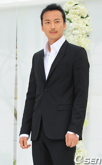 201005021712162100_1