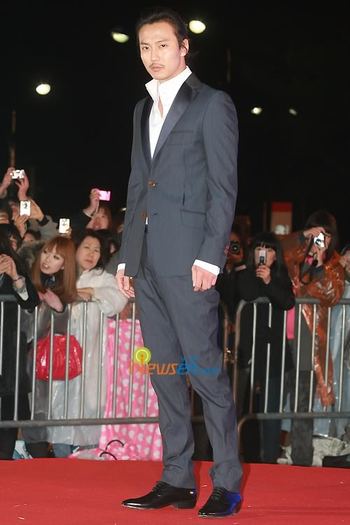 21e439e5f43a5679c1e396a43c408037_large