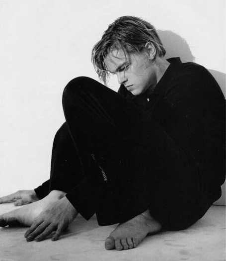 Leo (7) - Leonardo DiCaprio
