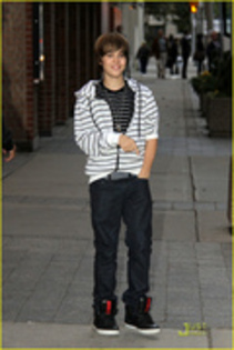 11813376_ATZLROXCC - poze noi cu justin BIEBER