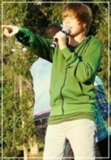 11812393_CPPKOCZGG - poze noi cu justin BIEBER