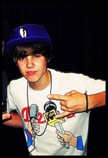 Gangster-D-justin-bieber-18116263-352-516