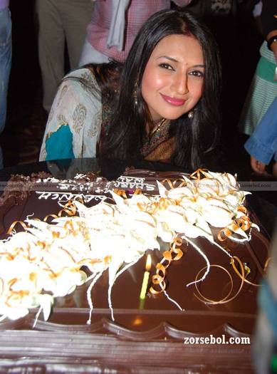 767641234 - divyanka tripathi