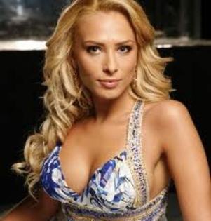 5 - IULIA VANTUR