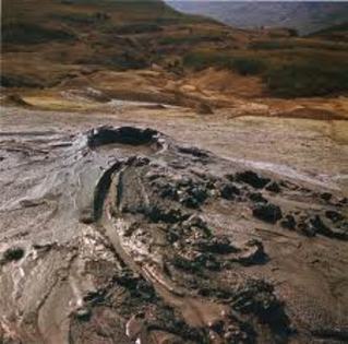 vulcani noroiosi - Mud volcanoes