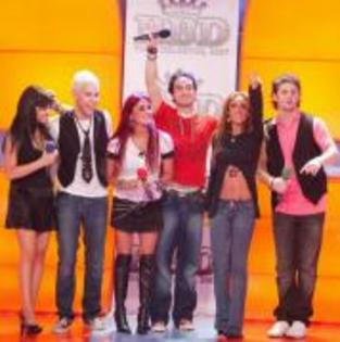 Rebelde - Rebelde