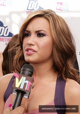normal_123 - JULY 19TH - 2010 VH1 Do Something Awards