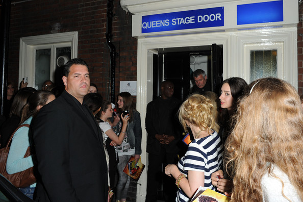 Nick+Jonas+greeted+large+group+fans+leaves+2afABbmysG6l - Nick Jonas and Opening Night of Les Miserables