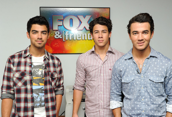 Joe+Jonas+Jonas+Brothers+Visit+FOX+Friends+bRr1V1Md7YBl - The Jonas Brothers Visit FOX and Friends