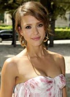 yio; - jessica alba