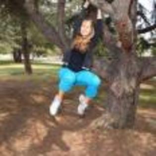 Debby_Ryan_1265525460_1