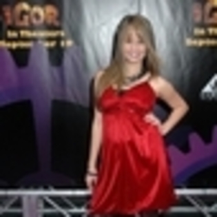 debby-ryan-834581l-thumbnail_gallery