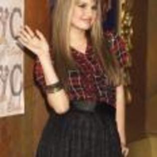 Debby_Ryan_1265524721_3