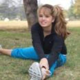 Debby_Ryan_1265525264_3 - poze dabby rayan