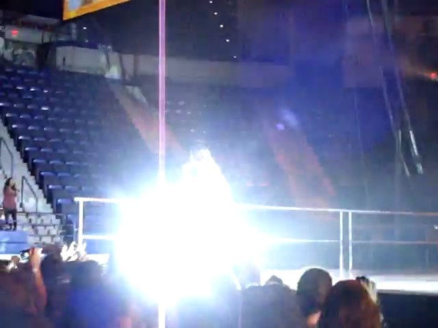 bscap0337 - demi lovato live so far so great