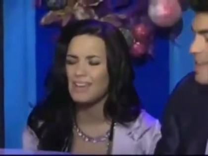 bscap0061 - sonny and joe jonas holiday special