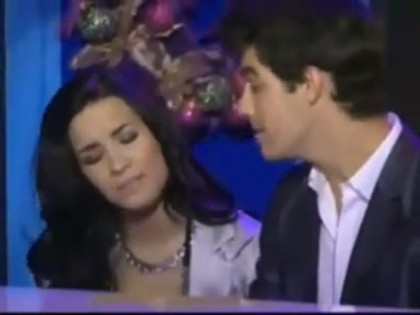 bscap0067 - sonny and joe jonas holiday special