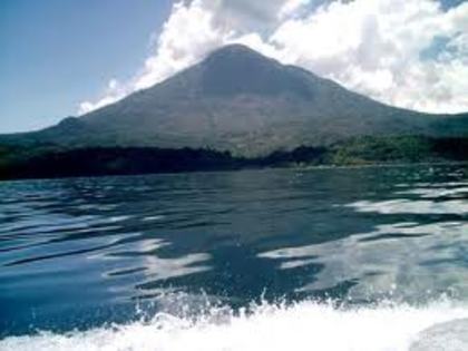 america de N Guatemala.lacul atitlan - Peisaje frumoase