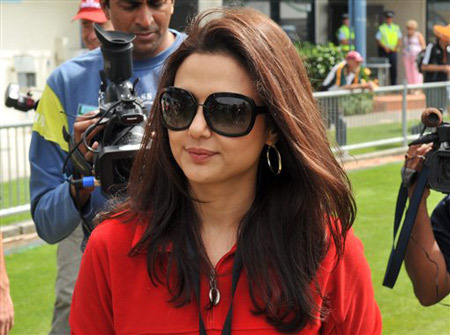 preity-zinta-Napier3 - Preity Zinta