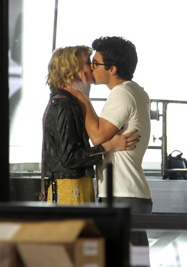 Joe+Jonas+co+star+Chelsea+Staub+film+kissing+z4E6Tkzo5Ycl - Joe Jonas Kisses His Costar 2