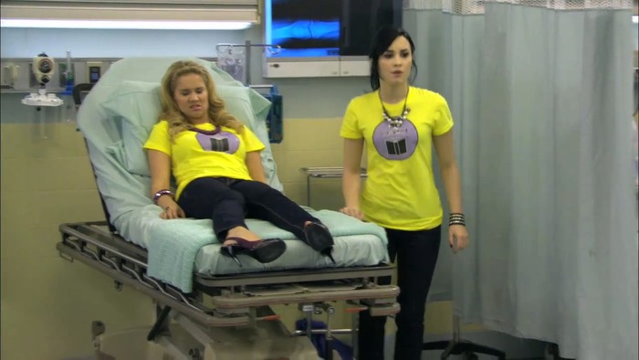 bscap0494 - sonny with a chance walk a mile in my pants