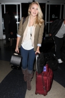 emily_osment_1288629093