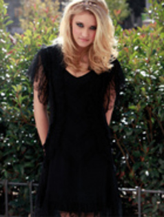 emily_osment_1293677187