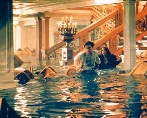 titanic_sinking_flooded_kate_winslet_leonardo_di_caprio - Titanic