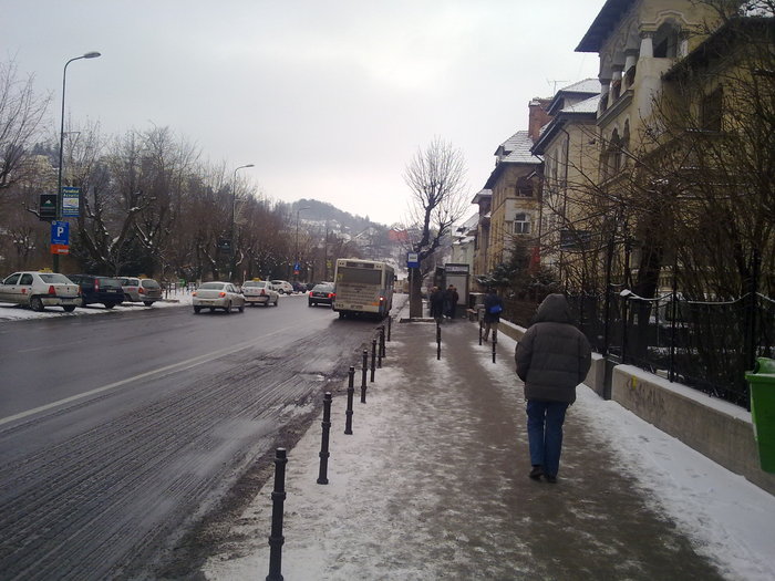 04012011081 - Spatiu Brasov