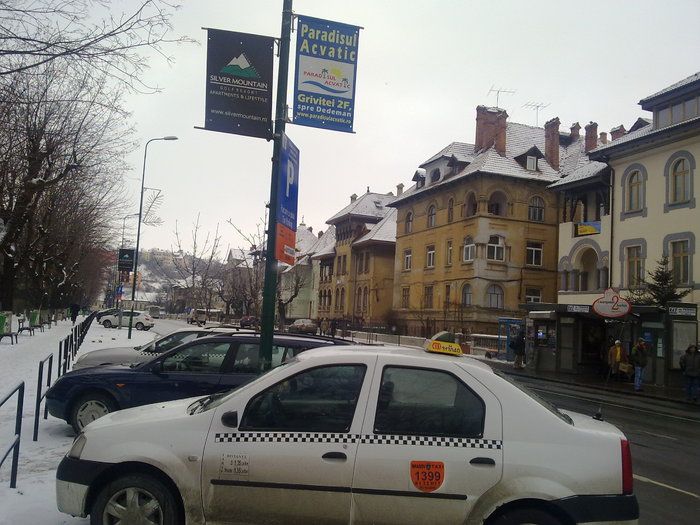 04012011083 - Spatiu Brasov