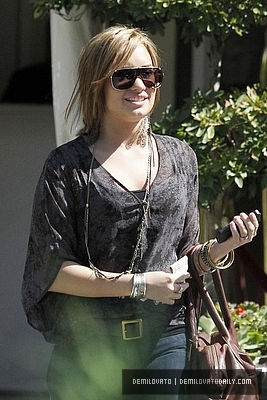 normal_007 - OCTOBER 7TH - Arriving at a business meeting in Beverly Hills CA