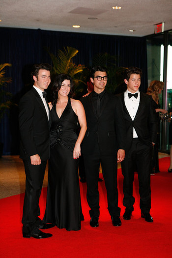 2010+White+House+Correspondents+Association+tj9i0yRyywCl - 2010 White House Correspondents Association Dinner