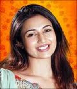 Divyanka Tripathi 5