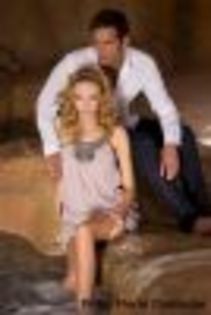 thumb_madalina-draghici-top-model-international-va-fi-partenera-lui-radu-valcan-in-cel-mai-recent-pr