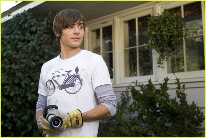 Zac (28)