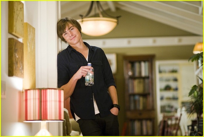 Zac (36)