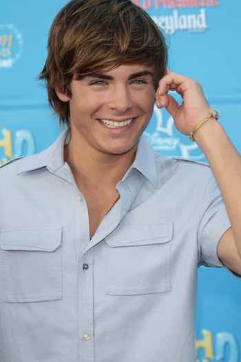 Zac (76)