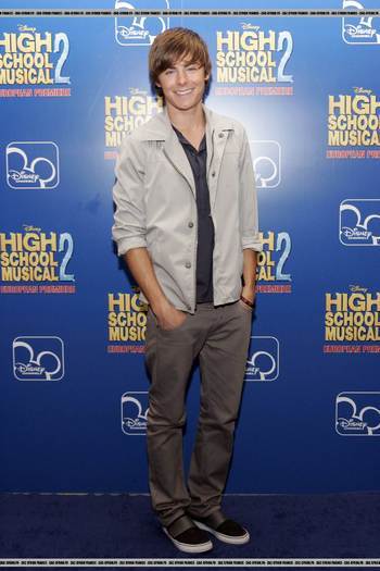 Zac (78)