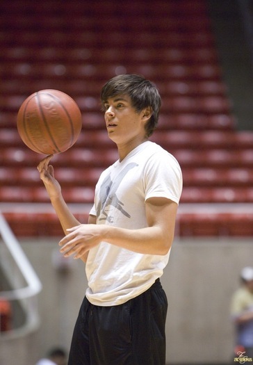Zac (96)