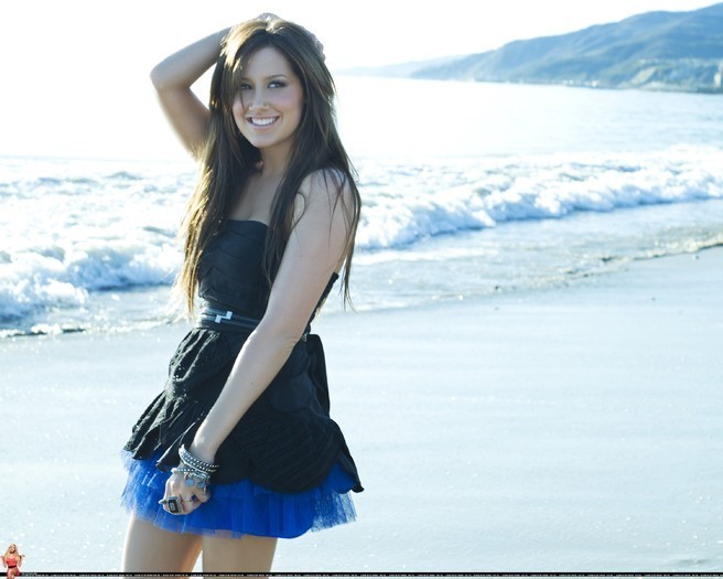 Ashley (83)